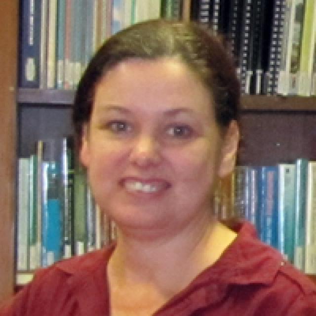 Ms Janine Dunlop